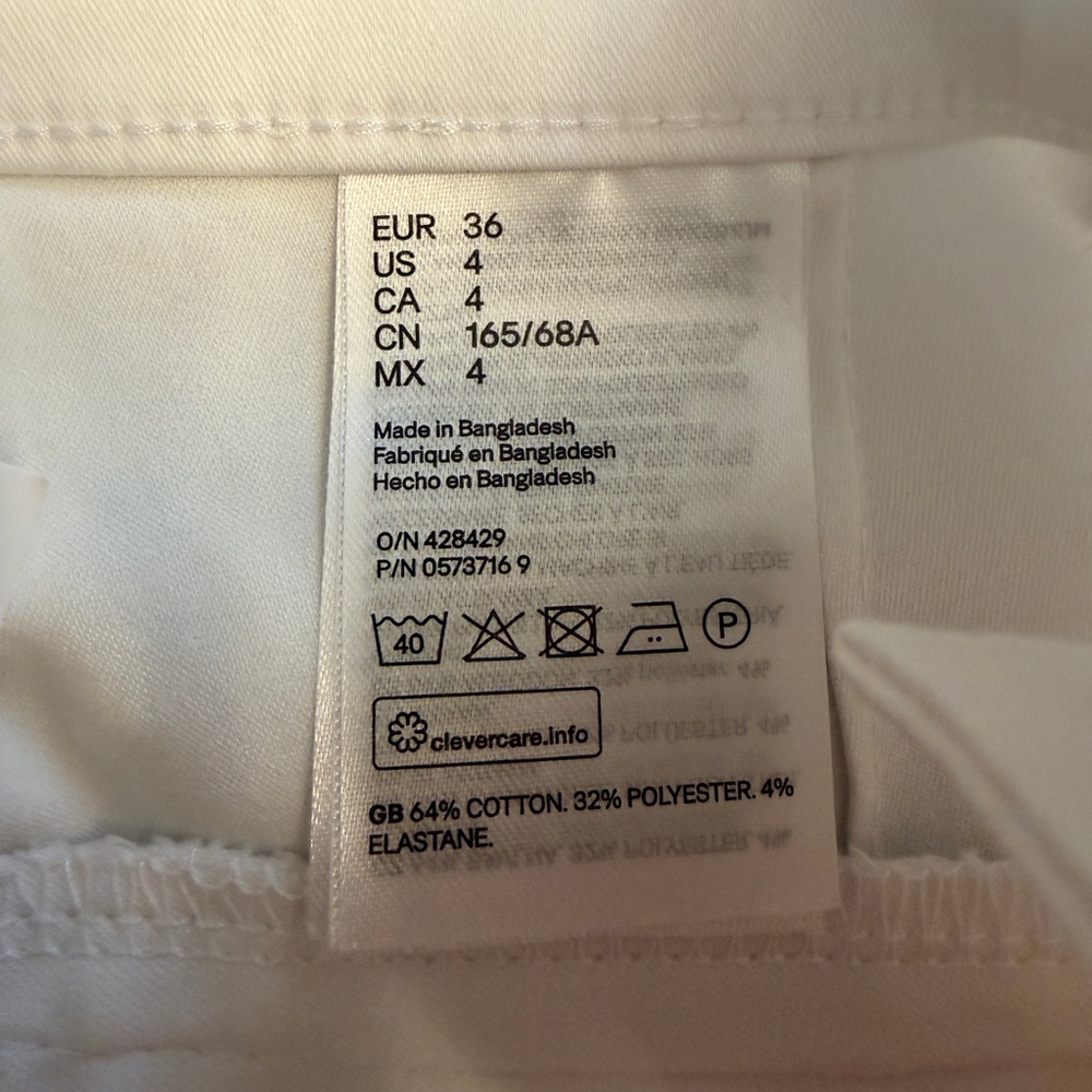 NWT H&M Women’s Size 4 Super Stretch White Pants Split Cuff Side Zip - Picture 7 of 11